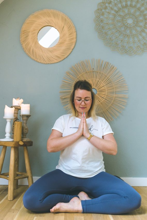 Person bei der Meditation